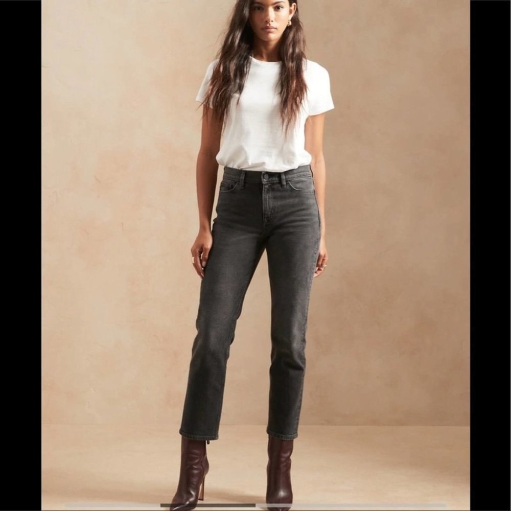 Banana Republic - The Straight Ankle Jean, black washed, high waist, NEW!